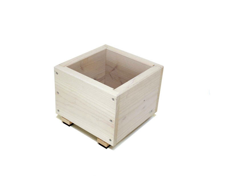 スクエア プランターSサイズ特別色 【木製プランター】【リサイクルウッド】シンプルな形の木製プランター。ふたと一緒に使えば屋外用収納としても使えます。