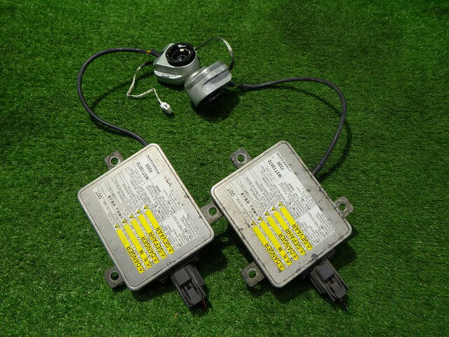 【中古】【中古】オデッセイ　モビリオ　純正　バラスト　左右　RB1/2　GK1/2　W3T13072　ホンダ　250925226中古 車 パーツ 中古パーツ 中古部品 カスタム 即発送中古 車 パーツ 中古パーツ 中古部品 カスタム 即発送