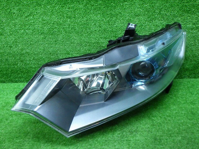 【中古】ホンダ　ZE2　インサイト　前期　左ヘッドライト　HID　100-22878　H　240402065中古 車 パーツ 中古パーツ 中古部品 カスタム 即発送