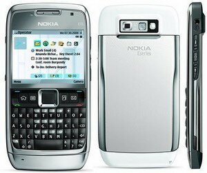 【SBZcou1208】【送料無料！】3G “Nokia” E71 SIMフリースマートフォン