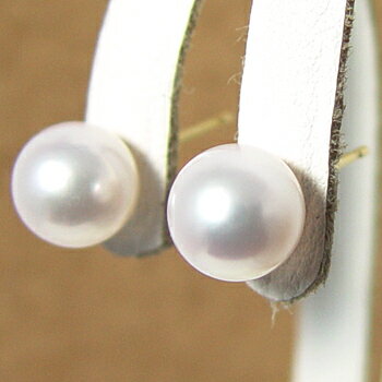 「あこや本真珠 直結（スタッド）パールピアス パールホワイト系 8.0-8.5mm BBB K18」[n3]