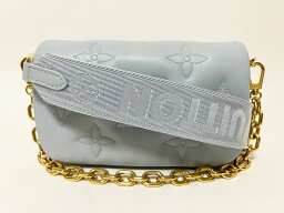 LOUIS VUITTON ルイ<strong>ヴィトン</strong> カーフレザー バブルグラム ウォレットオンストラップ <strong>チェーンウォレット</strong> ショルダーバッグ ブルーグラシエール M81399 未使用品 【中古】