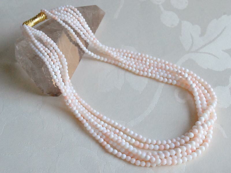 ピンク珊瑚小珠 多連ネックレス