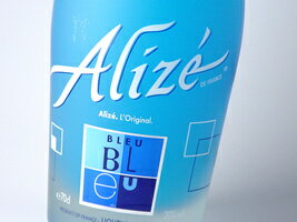 アリーゼ　ブルー　750ml