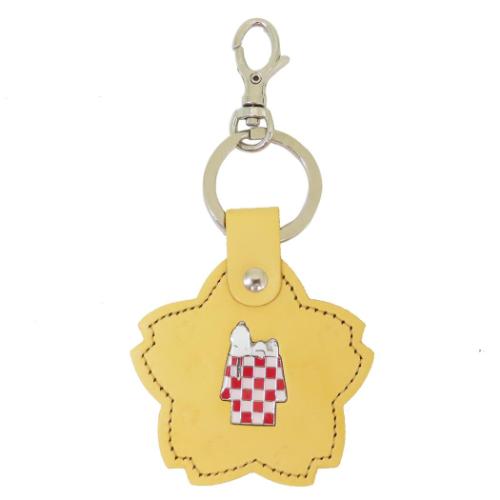 スヌーピー　レザーキーホルダー　桜　ＯＲ　市松模様