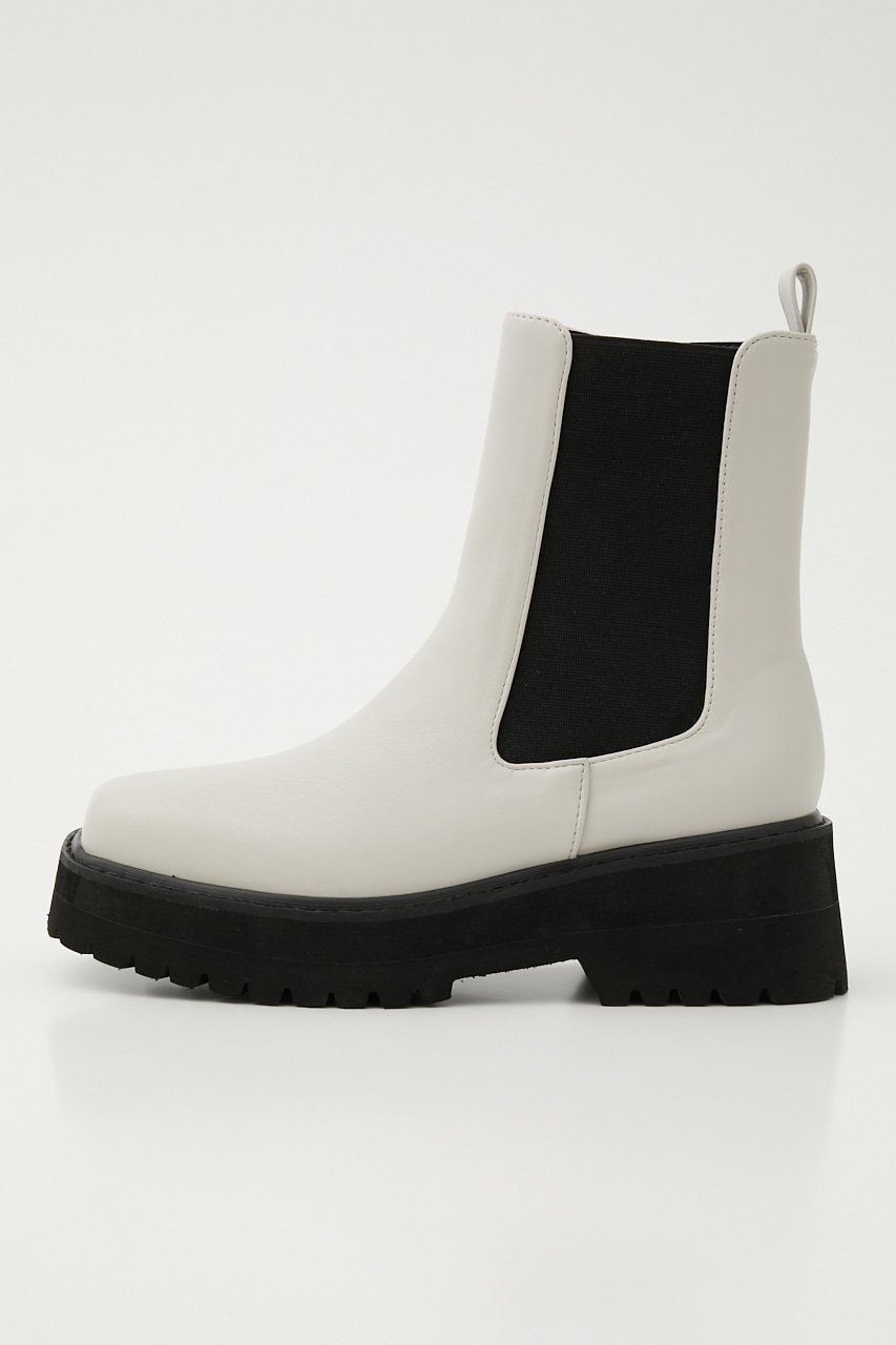 SIDE GORE SHORT BOOTS 2