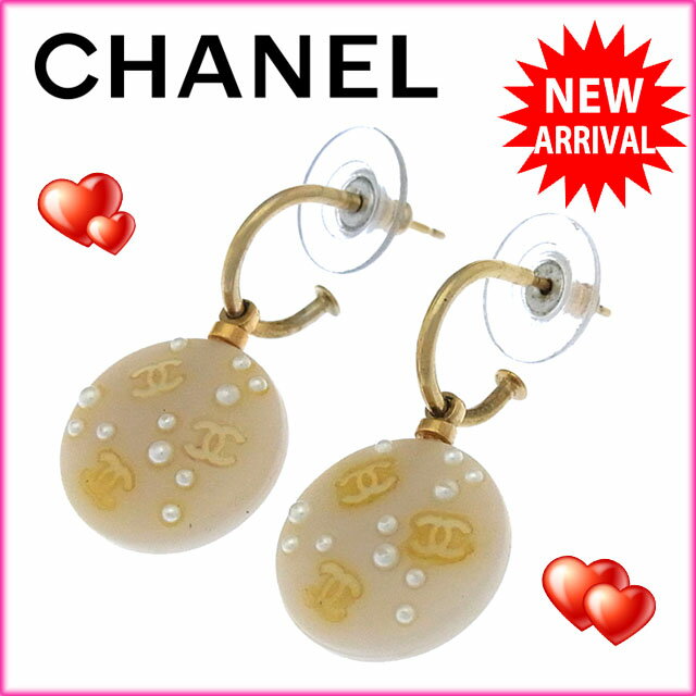 シャネル CHANEL ピアス アクセサリー レディース ヴィンテージ ココマーク×パール ライトベージュ×ゴールド系 フェイクパール×ゴールド素材 【中古】 J9437