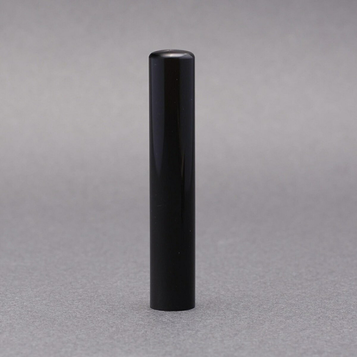 印鑑/認印/本黒水牛・染無(高級芯持)/印鑑サイズ・10.5mm/印鑑10年保証付/印鑑プレビュー無料/印鑑ケース別売/トップクラスの匠-大周先生の美しい印影を匠の技で彫る超高級印鑑☆印鑑 銀行印 送料無料 売れ筋☆