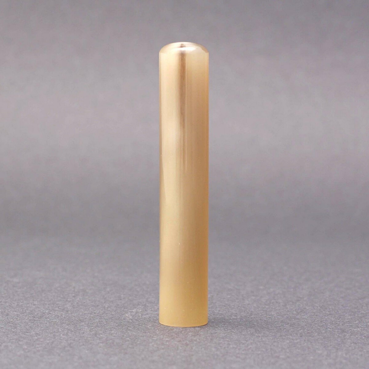 印鑑/認印/オランダ水牛色上・牛角色(高級芯持)/印鑑サイズ・10.5mm/印鑑の側面のアタリ選択有/印鑑10年保証付/印鑑プレビュー無料/印鑑ケース別売/トップクラスの匠-大周先生の美しい印影を匠の技で彫る超高級印鑑☆印鑑 銀行印 送料無料 売れ筋☆