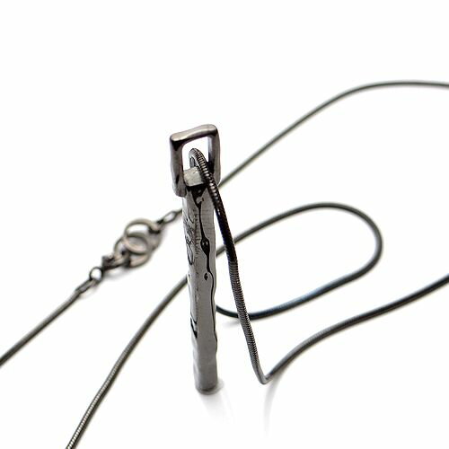 『KENBLOOD ケンブラッド バーネックレス KP-388BK』(16営業日前後の出荷)(返品、キャンセル、サイズ変更不可品)送料無料シルバーアクセサリー ファッション ペンダント KENBLOOD ケンブラッド バーネックレス KP-388BKポイント