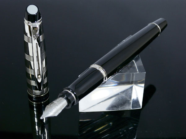 WATERMAN ウォーターマン エキスパート 万年筆 デラックスブラックCT F(細字)【楽ギフ_包装】【ポイント10倍】