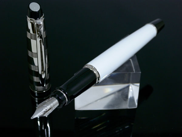 WATERMAN ウォーターマン エキスパート 万年筆 デラックスホワイトCT M(中字)【楽ギフ_包装】【送料無料】