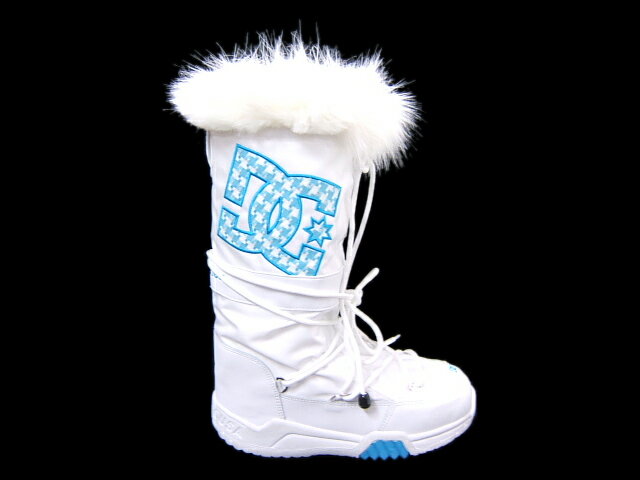 訳ありセール(左右に多少の色ムラがございます)冬でもポカポカ暖かいウインターブーツ♪DC SHOE CHALET LE(301818-WTU/★送料無料キャンペーン)