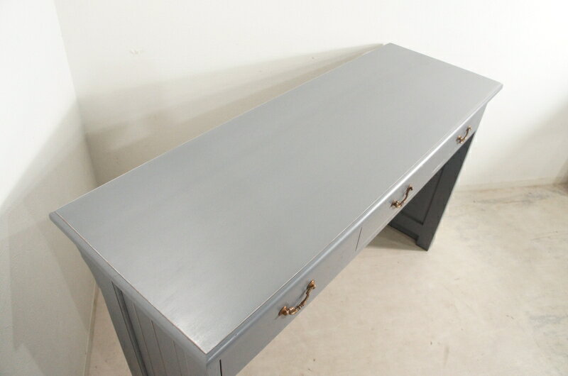 アンティーク調 バーカウンター 幅150cm カウンター レジカウンター バーカウンター 受付 待合 店舗 什器 カフェ レストラン シャビーシック おしゃれ ヨーロッパ イギリス 英国 デザイン アンティーク ヴィンテージ 無垢材 工房 職人 手作り ハンドメイド【グレー】 [3]