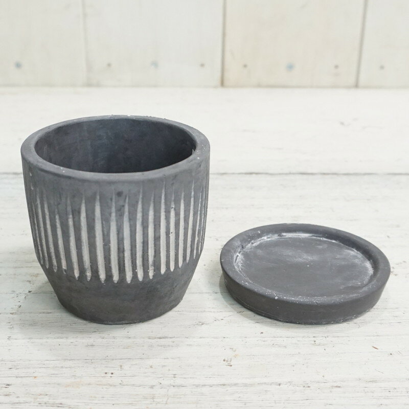 植木鉢 セメント おしゃれ エフィS＜ 11cm 4号 3号 穴あり 受け皿あり グレー ブラック アンティーク プランター 縦縞 模様 絵 柄 シャビー 鉢 円筒 円柱 シリンダー コンクリート ガーデニング 室内 植え替え 鉢植え 園芸 観葉植物 多肉植物 塊根植物 サボテン 花 ＞ 3