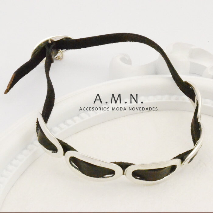 スペイン直輸入　A.M.N　ネックレス　チョーカー　インポートアクセサリー