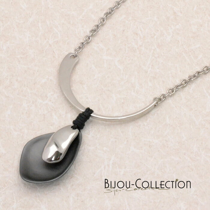 ドイツ直輸入　BIJOU-COLLECTION　ダークペンダントネックレス