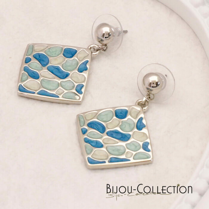 楽天アクセサリー　ウインドミルドイツ直輸入　BIJOU-COLLECTION　ライトブルーピアス　セットでネックレスもあります