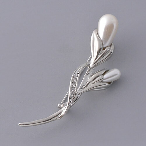 【P10倍クーポン】ブローチ パール フラワー リーフ モチーフ 結婚式 入学式 卒業式 上品 大人