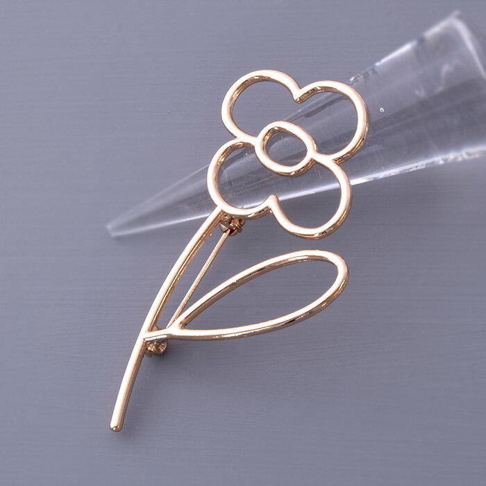 樂天商城 - 【10%OFFクーポン本日限定】お花シルエットデザイン ブローチ ゴールド 中抜き