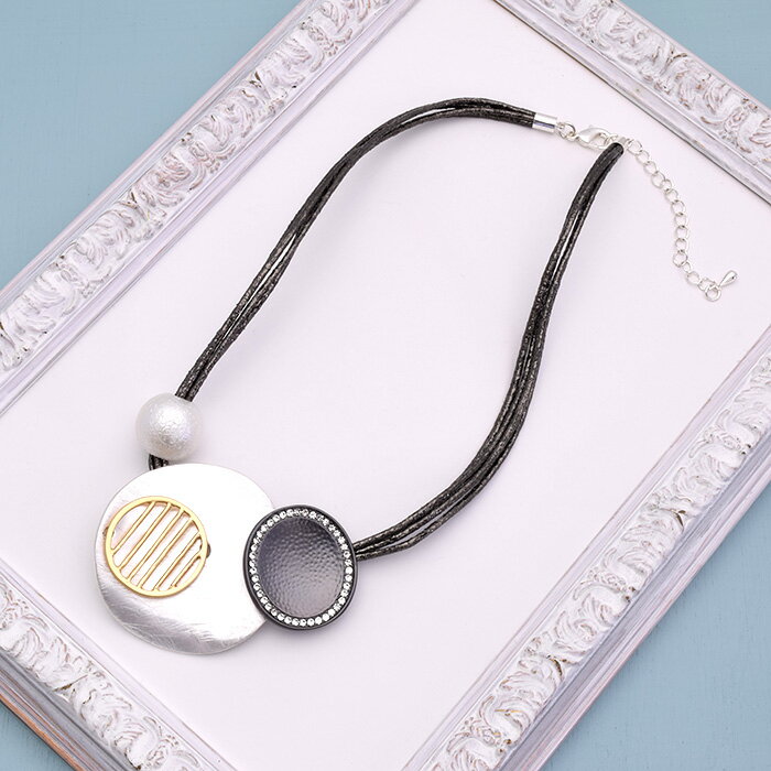 樂天商城 - ペンダントネックレス ミックスメタルパーツ サークル ラウンドペンダント ラインストーン ストライプ