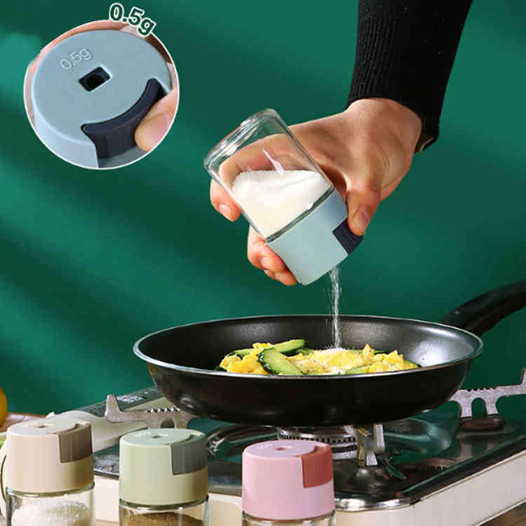 アドベンチャーオンラインショップの調味料入れ おしゃれ 使いやすい 塩 砂糖 調味料ポット ガラス 持ち運び 4個セット ソルトコントロール 片手 ワンプッシュ5g 減塩 ダイエット 使いやすい 砂糖 塩入れ 調味料ケース 保存容器 密閉保存容器 密閉ポット 収納 父の日ギフト 母の日 プレゼント 送料無料｜アングル3