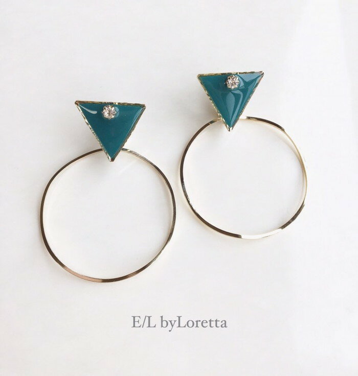 Triangle▽ bighoop pierce/earring(Green)　E/L byLoretta EL エルバイロレッタ accessory アクセサリー　トライアングル　三角　ビッグフープ　グリーン　ジュエリー　ピアス　イヤリング　チタン　樹脂　ねじ式　クリップ式　両耳セット　ハンドメイド