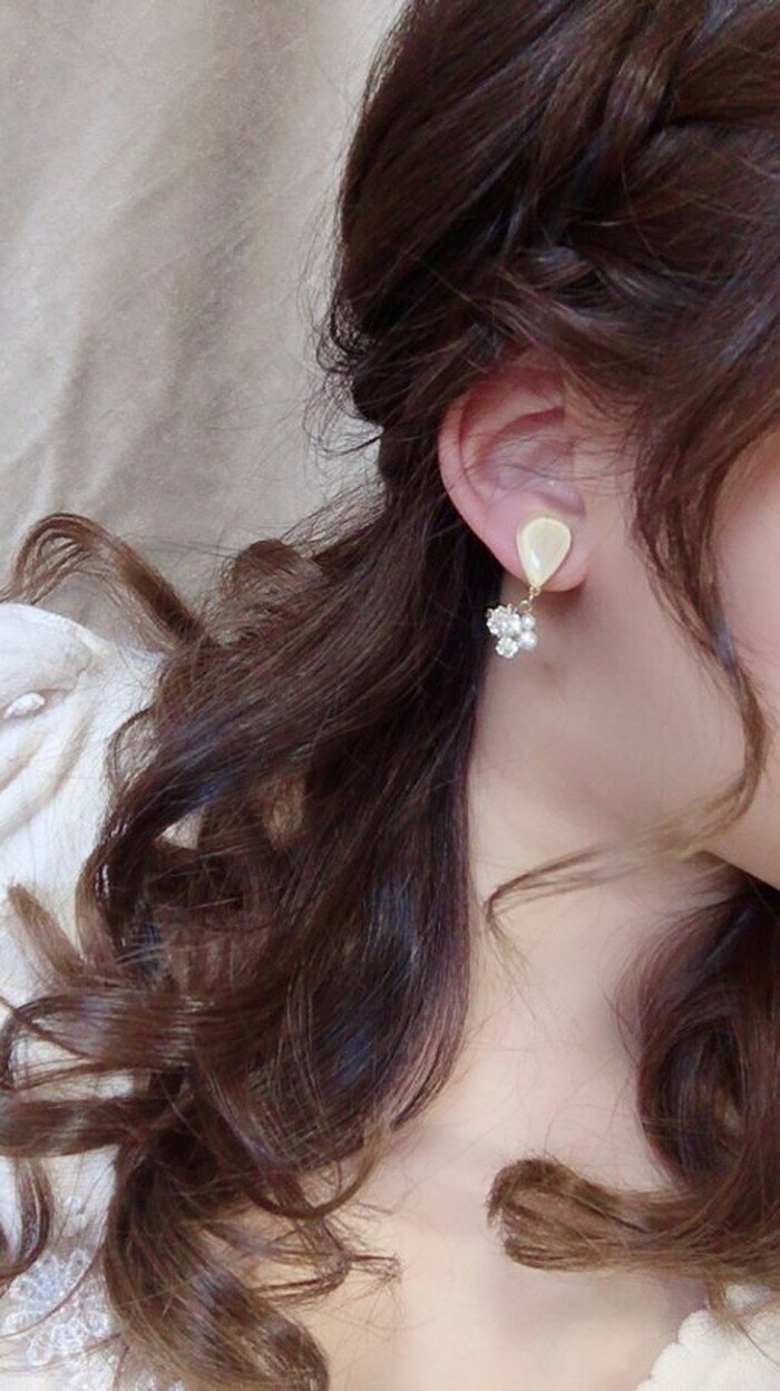 Color shizuku bijou pierce/earring(Yellow)　E/L byLoretta EL エルバイロレッタ accessory アクセサリー　シズク　ビジュー　イエロー　ピアス　イヤリング　チタン　樹脂　ねじ式　クリップ式　両耳セット　ハンドメイド