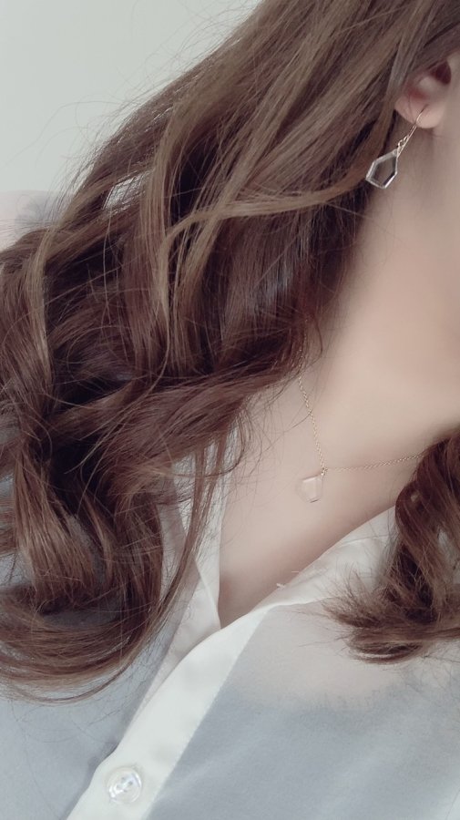 A.D.Gのクリスタル(水晶) 14kgf KAKERA pierce/earring　アクセサリー　ピアス　イヤリング　水晶　ブラウン　レディース　女性　両耳　個性的　カジュアル　大人かわいい　ハンドメイド　手作り　14kgf　ネジ式　クリップ式　エルバイロレッタ　E/L byLoretta　EL｜アングル2