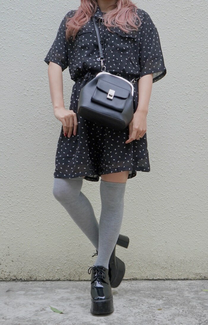 Leaf Pattern Shirts Combinaison (black)　レディース　ワンピース　コンビネゾン　オールインワン　キュロットワンピ　半袖　ブラック　黒　パンツ　女性　おしゃれ　お洒落　ファッション　洋服　アパレル　ブランド　A.D.G エーディージー