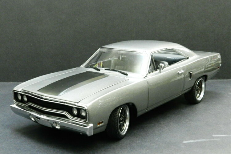 GMP 1/18 プリムス ロードランナー グレーメタリック 1970 Plymouth Road Runner graumetallic 