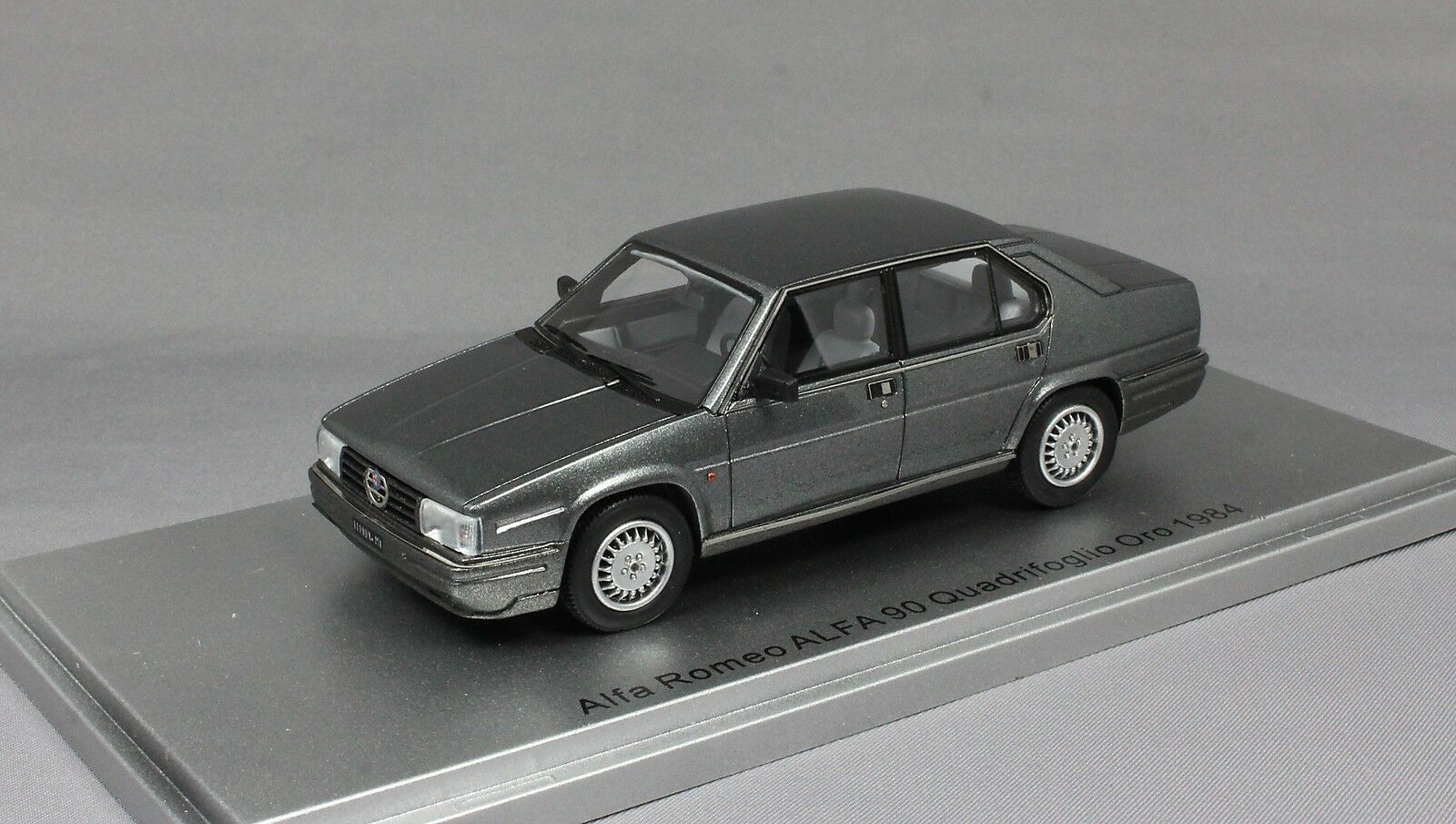 KESS 1/43 アルファロメオ ALFA90 クアドリフォリオ ORO 1983 ALFA ROMEO - ALFA90 QUADRIFOGLIO ORO 1983 GRIGIO MEDIO MET GREY LIMITED 250 ITEMS