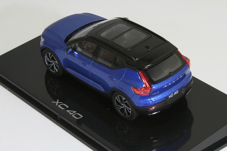 京商 1/43 ボルボ XC40 R-DESIGN ブルー 2018 VOLVO Bursting Blue 2