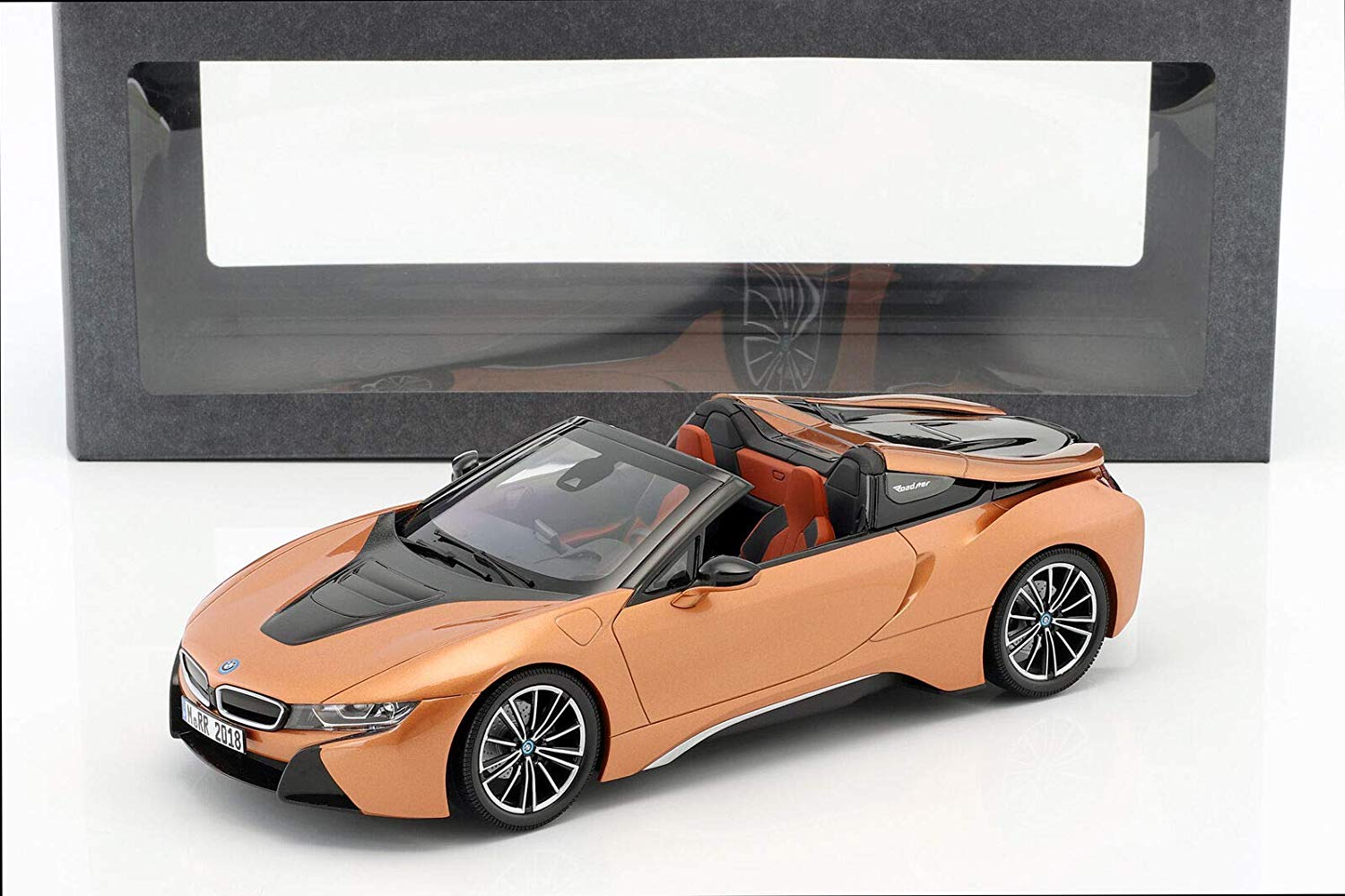 ~j`vX 1/18 BMW i8 [hX^[ 2018 copper ^bN / ubN BMWi Roadster built in 2018 copper metallic / black