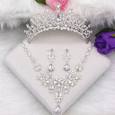 結婚式、花嫁アイテム、ブライダルアクセサリーのネックレス&ピアスorイヤリング&ティアラの3点ジュエリーセット ブライズメイド ハロウィン