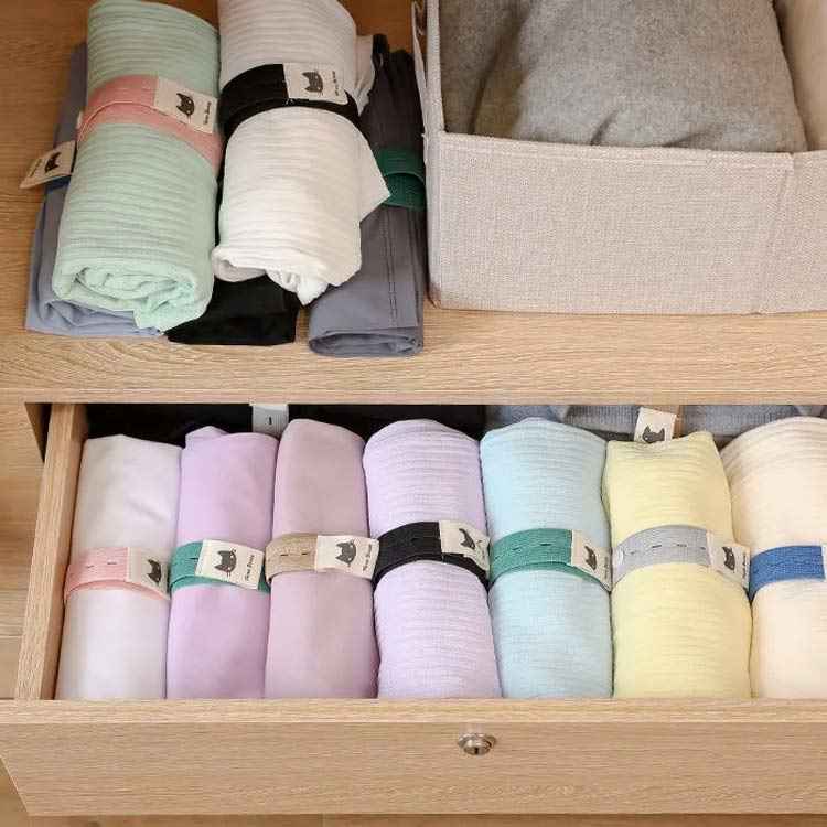 衣類 収納ベルト 10本入り 衣類収納 折りたたみ 洋服 結束バンド 収納ロール 手巻き 衣類 収納バンド 省スペース スッキリ 押入れ収納 服 収納 整理整頓 長さ調整可能 ストレッチ 繰り返し利用可能 家庭 旅行 洗濯物 キレイに畳める 便利グッズ anykidskind-10002117 Any Kids Kind サンプル画像2