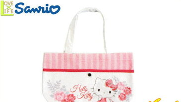 【ハローキティ】ランチバッグ【チャーミングドレス】【バッグ】【お弁当入れ】【かばん】【Kitty】【キティ】【キティちゃん】【サンリオ】【グッズ】【キャラ】【かわいい】