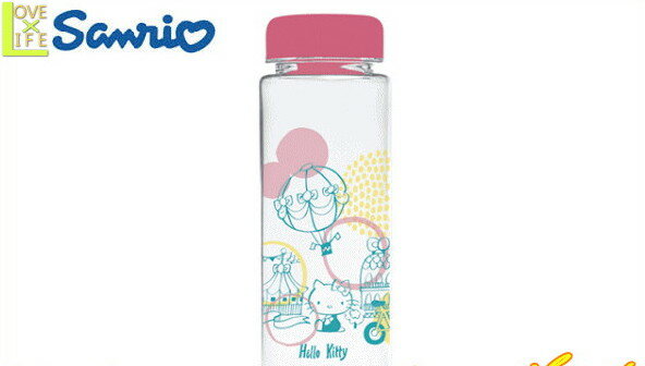 ■商品説明■ 【ハローキティ】 ドリンクボトル【ブルー】 【キティ】【キティちゃん】【サンリオ】 【WEMUG】【給水】【水筒】【すいとう】【遠足】 【グッズ】【ピクニック】【かわいい】 クリアなカラーが目立ちます！ 飲み口も利便的でグッド♪ ゴクゴク飲んじゃおう♪ ピクニックやハイキングのお供にドウゾ☆ どのグッズも超絶かわいくって！キュートです♪ お気に入りのグッズを見つけてください(*゜ロ゜) 【新作】【大人気】【】 【かわいい雑貨】【人気グッズ】【インテリア】 【学校】【雑貨】【日用品】【日本】【文房具】 【グッズ】【ファンシー】【人気商品】【AOI】 【かわいい】【おしゃれ】【ギフト】【生活】 【ピクニック】【ランチ】【遠足】【お弁当】 ■サイズ・仕様■ ◆サイズ：65×193（h）mm（500ml） ◆本体：飽和ポリエステル樹脂(耐熱100℃) フタ・飲み口：ポリプロピレン ●AOIデパートはサンリオキャラ雑貨が勢揃い！！● サンリオキャラ雑貨が豊富です！ (*゜▽゜)/品揃えに自信アリ♪ サンリオグッズならAOIデパート♪■商品説明■ 【ハローキティ】 ドリンクボトル【ブルー】 【キティ】【キティちゃん】【サンリオ】 【WEMUG】【給水】【水筒】【すいとう】【遠足】 【グッズ】【ピクニック】【かわいい】 クリアなカラーが目立ちます！ 飲み口も利便的でグッド♪ ゴクゴク飲んじゃおう♪ ピクニックやハイキングのお供にドウゾ☆ どのグッズも超絶かわいくって！キュートです♪ お気に入りのグッズを見つけてください(*゜ロ゜) 【新作】【大人気】【】 【かわいい雑貨】【人気グッズ】【インテリア】 【学校】【雑貨】【日用品】【日本】【文房具】 【グッズ】【ファンシー】【人気商品】【AOI】 【かわいい】【おしゃれ】【ギフト】【生活】 【ピクニック】【ランチ】【遠足】【お弁当】 ■サイズ・仕様■ ◆サイズ：65×193（h）mm（500ml） ◆本体：飽和ポリエステル樹脂(耐熱100℃) フタ・飲み口：ポリプロピレン ●サンリオのお弁当グッズが勢揃い！！● サンリオキャラお弁当グッズが豊富です！ (*゜▽゜)/品揃えに自信アリ♪ サンリオグッズで毎日の生活を楽しんでください！ ■当商品について■ ＊在庫状況により入荷待ち・ 欠品になる場合がございます。 予めご了承下さいますようお願いいたします。