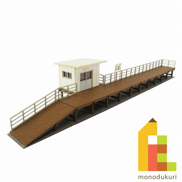 ■商品名：みにちゅあーとキット なつかしのジオラマシリーズ 【ホームC】 ■セット内容：レーザーシートA〜F（6枚）プラ板（1枚）、組立て説明書 ■スケール：1/150 ■サイズ：ホーム：W166.5×D16×H17mm、待合所：W26×D23×H18mm ■対象年齢：12才以上 ■組立て所要時間：3時間〜 ■組立てレベル：★★★☆☆ ■品番：MP03-81 ■JAN：4580236846802 ■発売日：2012年1月発売予定 ※こちらの商品は組立てペーパーキットです。完成品ではございませんのでご注意ください。 ※写真の色調はご使用のモニターの機種や設定により、実際の商品と異なる場合があります。【商品情報】