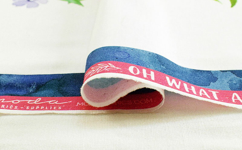 大きなお花、薔薇、小鳥のリース パネル/ホワイト 90*110 MO-4731 未完成品 コットンプリント生地 3