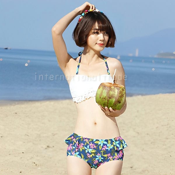 レディース水着 ビキニ 3点セット レース 長袖トップス付き 花柄 フラワー セクシー 体型カバー オフショルダー 大人可愛い モテ水着 海 プール 夏 リゾート おしゃれ 女性用 着痩せ フリル フェミニン 清楚系 バスト盛れる