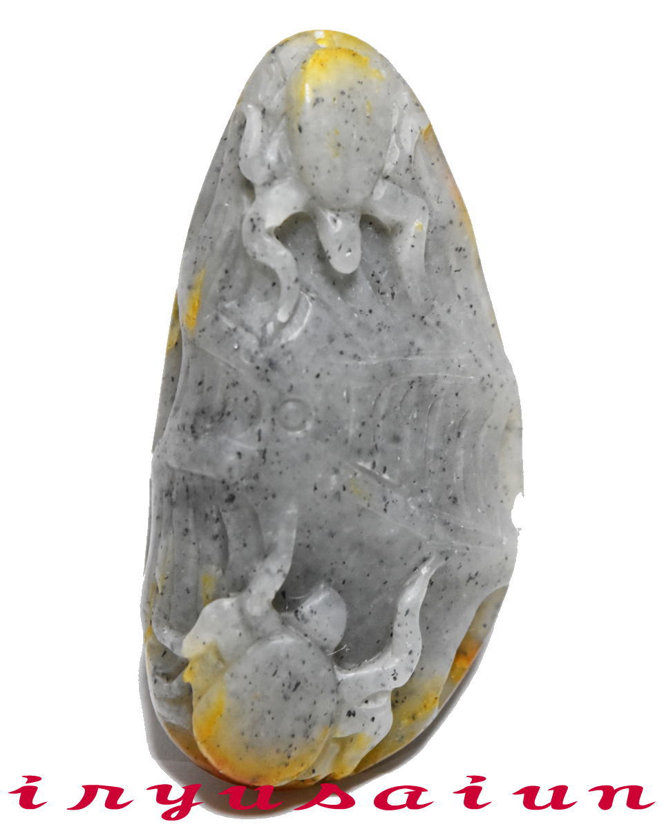 【送料無料】家の守り神 Jade spider Netsuke開運 風水 天然 玉石 手彫り金蜘蛛 クモ 根付 和田玉男女兼用 新品 一刀彫ネックレス 色 メン...