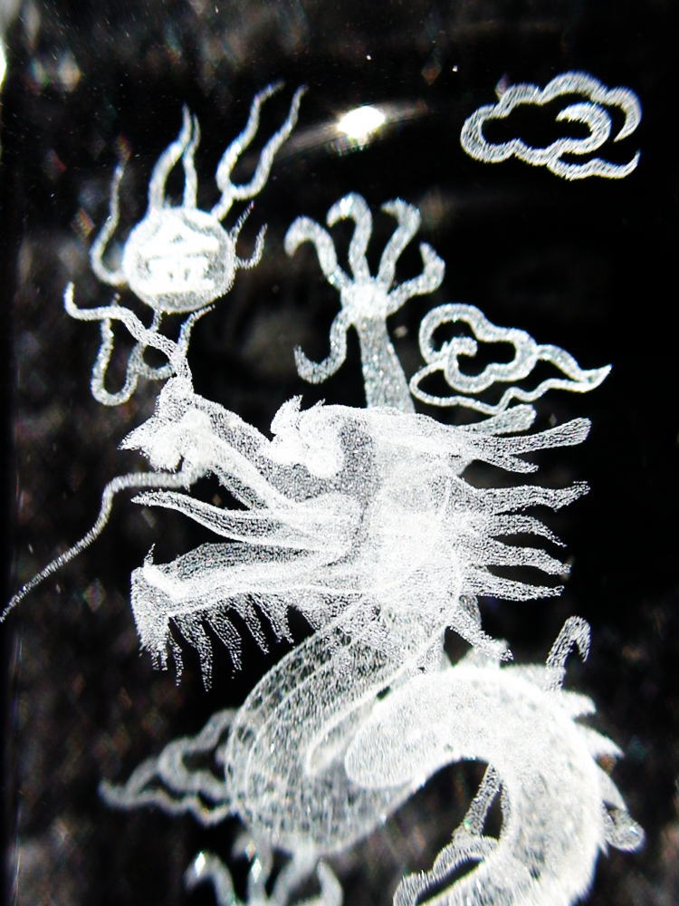 【送料無料】龍 水晶 クリスタル crystal風水 五爪七彩金運上昇龍一流の風水開運五...
