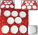 【送料無料】江戸中期 古伊万里白磁陽刻鳳凰文小皿 8客時代物 伝世品焼物 ウブ品入手困難 骨董 日本古美術 (旧家蔵出し) 威龍彩雲