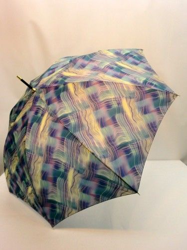 雨傘・長傘-婦人日本製ポリエステル波線ぼかしプリント軽量ジャンプ雨傘。