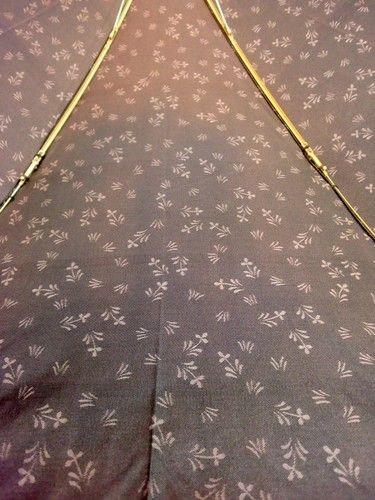 雨傘・折畳傘-婦人先染小花ジャガード両面日本製2段式折畳雨傘