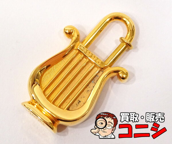 ✨極美品✨エルメス　カデナ ハープ 竪琴　ゴールドカラー　1996年 チャーム ✨極美品✨エルメス カデナ ハープ 竪琴 ゴールドカラー 1996年