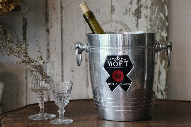 フランスの古い Moët & Chandon（モエ・エ・シャンドン）のシャンパンクーラー ワインクーラー P101-1