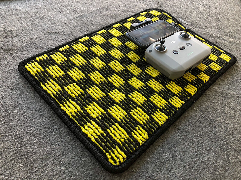 送信機用マット 45×30cm 1枚 チェックシリーズ プロポ用マット 初心者 汚れ防止 キズ防止 ドローン駐車..
