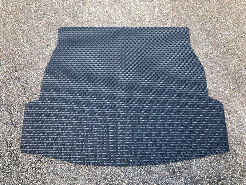 新型 RAV4 MXAA52 MXAA54 AXAH52 AXAH54 ラゲッジマット ゴムマット ラバーマット 荷物 荷室 部分1台分 黒 型式 荷台マット トランクマット ラゲージマット フロアマット カーマット 送料無料 パーツ カー用品 新車 納車 内装 部品 防水 洗車 汚れ防止 乾きやすい ラブフォー